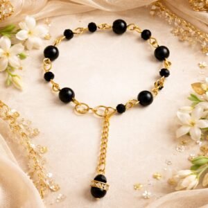 black-and-gold-beaded-bracelet-pakistan.jpg